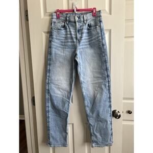 AMERICAN EAGLE Women's Light Wash Highest Rise 90’s Boyfriend Relaxed Jeans 10L